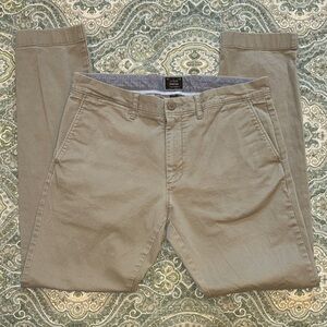 J. Crew Stretch 484 Slim-Fit Chino Khaki Pants 31 x 32 Straight Fit Flat Front